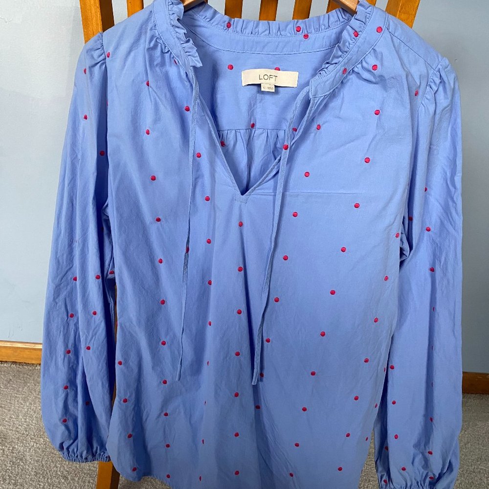 LOFT blue ruffle tie neck top with pink polka dots size LARGE